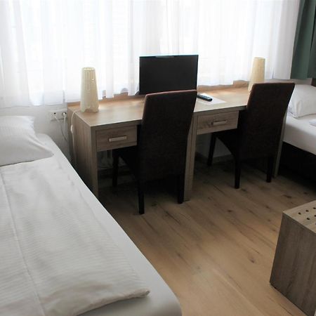 Hotel Ulmer Spatz Экстерьер фото