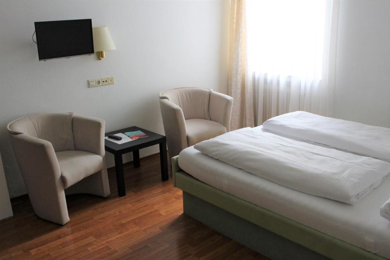 Hotel Ulmer Spatz Экстерьер фото
