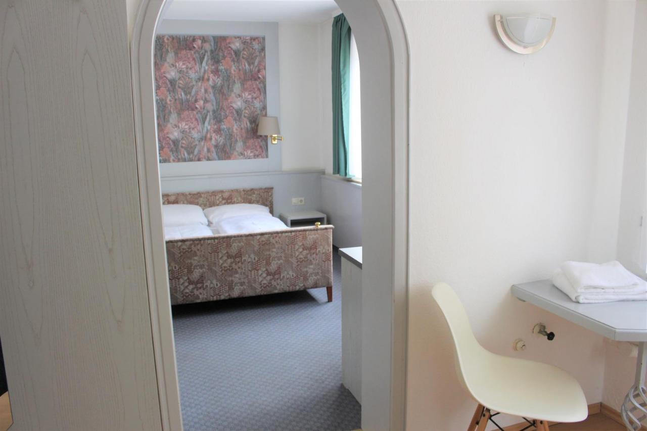 Hotel Ulmer Spatz Экстерьер фото
